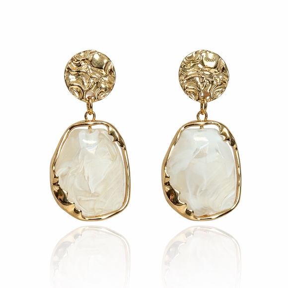 Zara Jewelry - ⚜️ Gold and Créame Stone Drop Earrings - Women's Jewelry